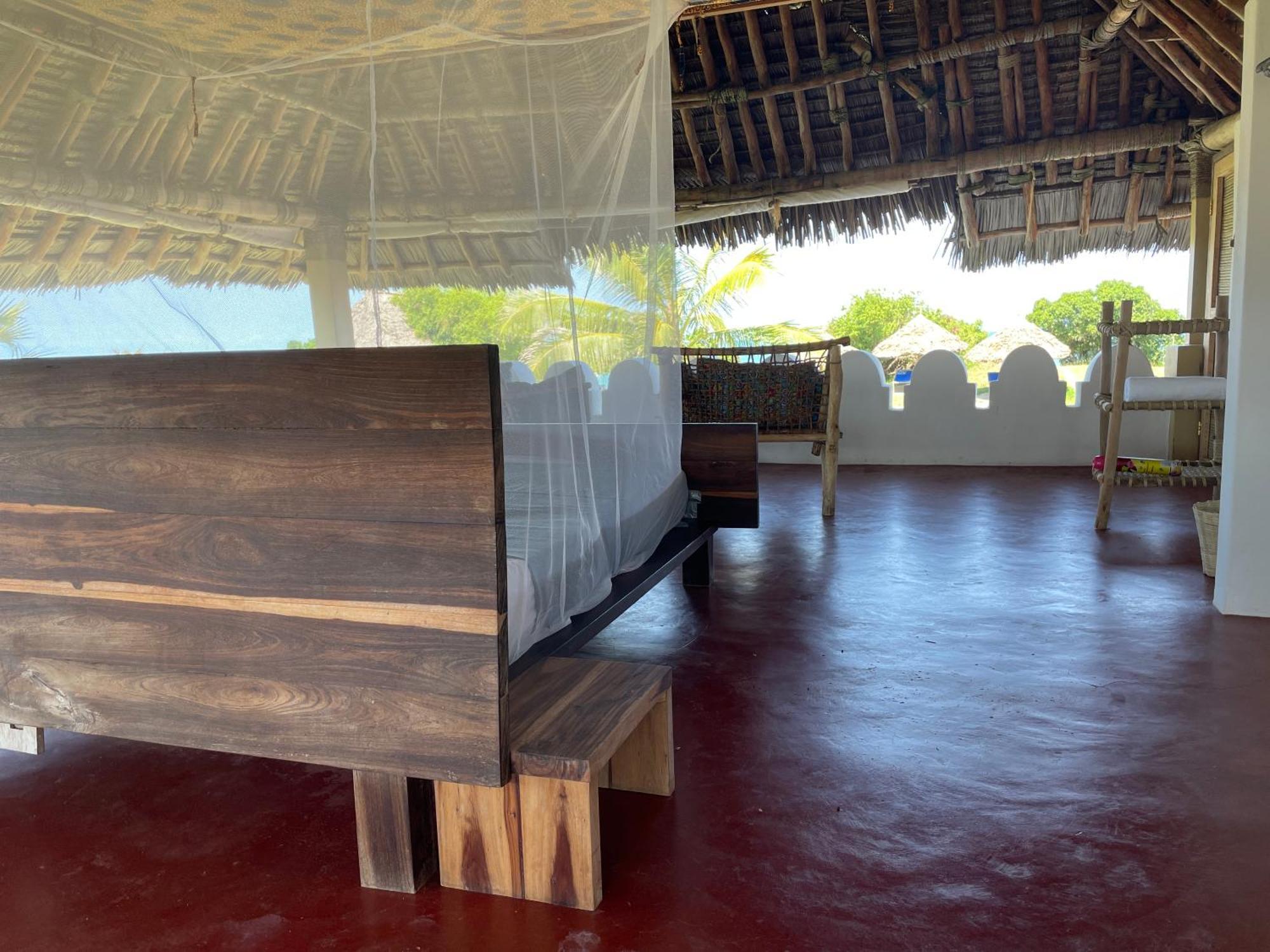 Pangani Cliffs Lodge エクステリア 写真